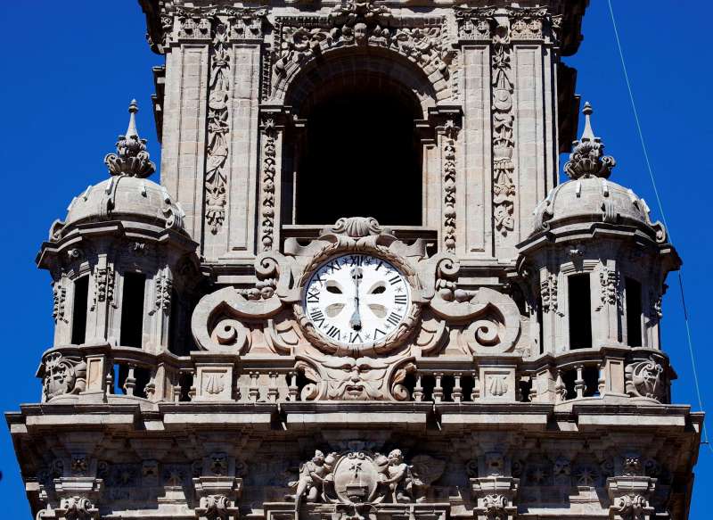 robo A veces mucho El Reloj de la Catedral - MUSEO CATEDRAL DE SANTIAGO. CATÁLOGO DIGITAL.
